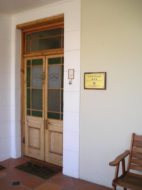 Wheatlands Lodge Бредасдорп Екстериор снимка